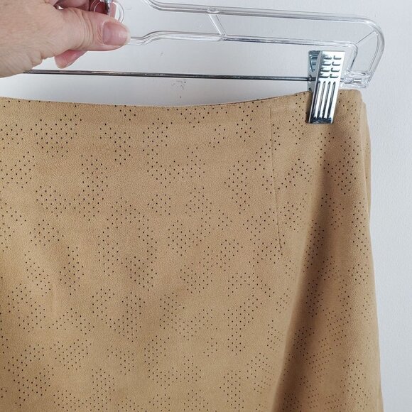 Chico's Pencil Skirt 3 US 16 Perforated cheetah Micro Suede Back Slit Side Zip - Picture 7 of 7